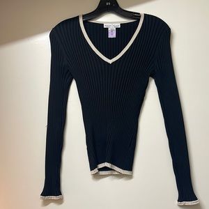 Ribbed black lightweight sweater with cream trim